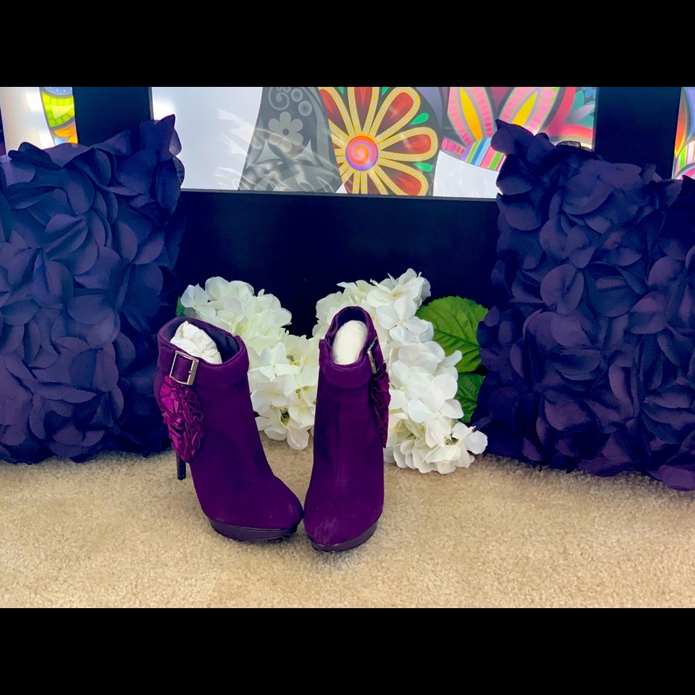 Purple bootie
